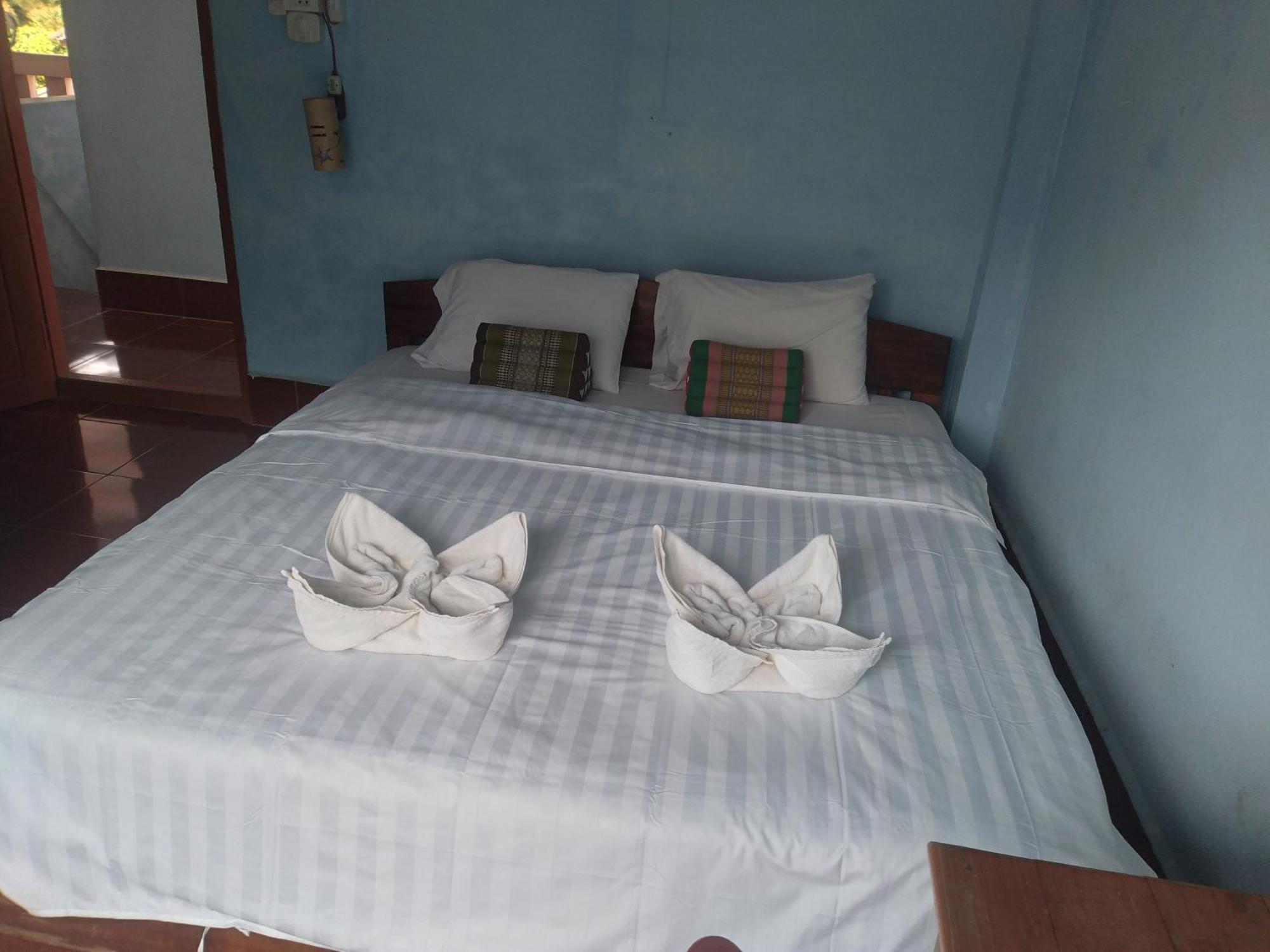 Lamorn Guesthouse Nongkhiaw Værelse billede